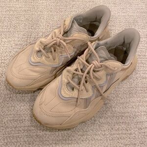 Adidas Ozweego Sneakers